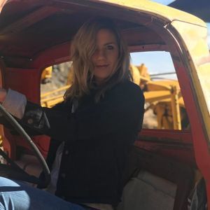 Meet your Posher, Danielle